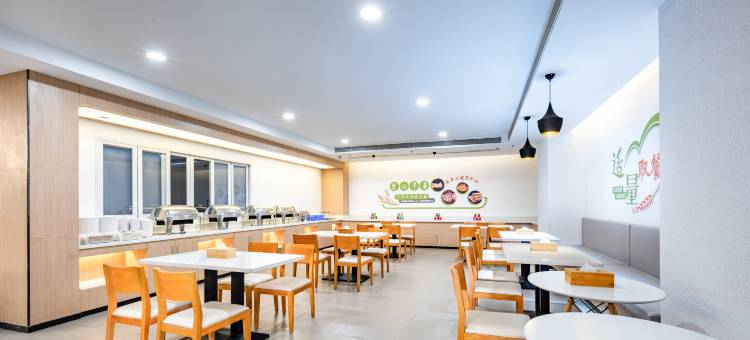 柏亚假日酒店(成都文殊院金牛万达店)图片