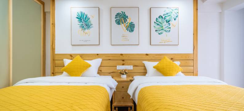 依山之畔·Olny花语美学全景美宿(西江千户苗寨东引观景台店)图片