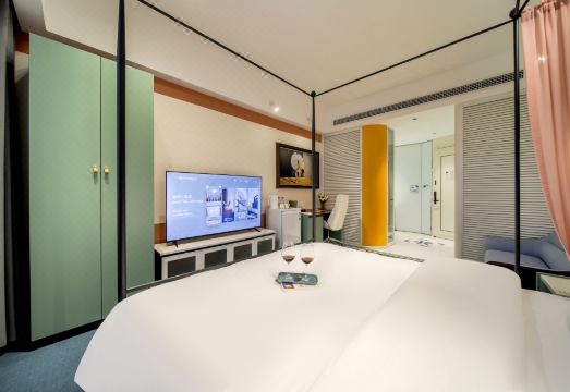 Huaqian Mingyue Hotel (Zhengzhou Xinzheng Zijing Mountain South Road Branch) Hotel Overview