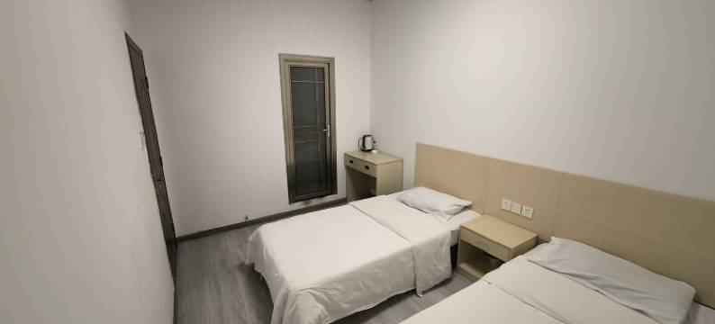 平江民宿(武汉阳逻地铁站店)图片