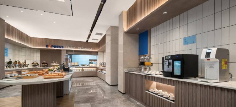 吐鲁番智选假日酒店(美景天城美食街店)图片