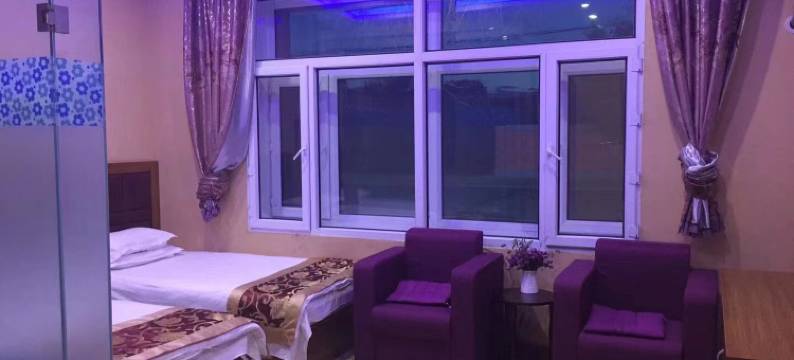 瑞银主题宾馆图片