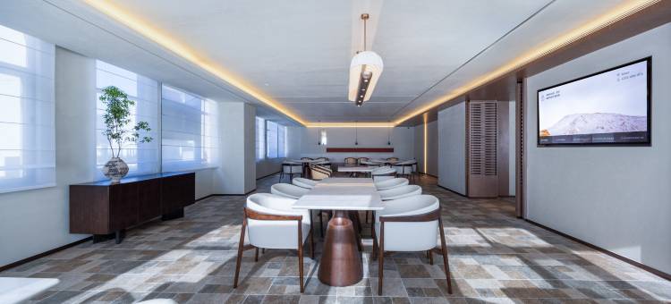 连云港政务中心花果山大道亚朵酒店图片