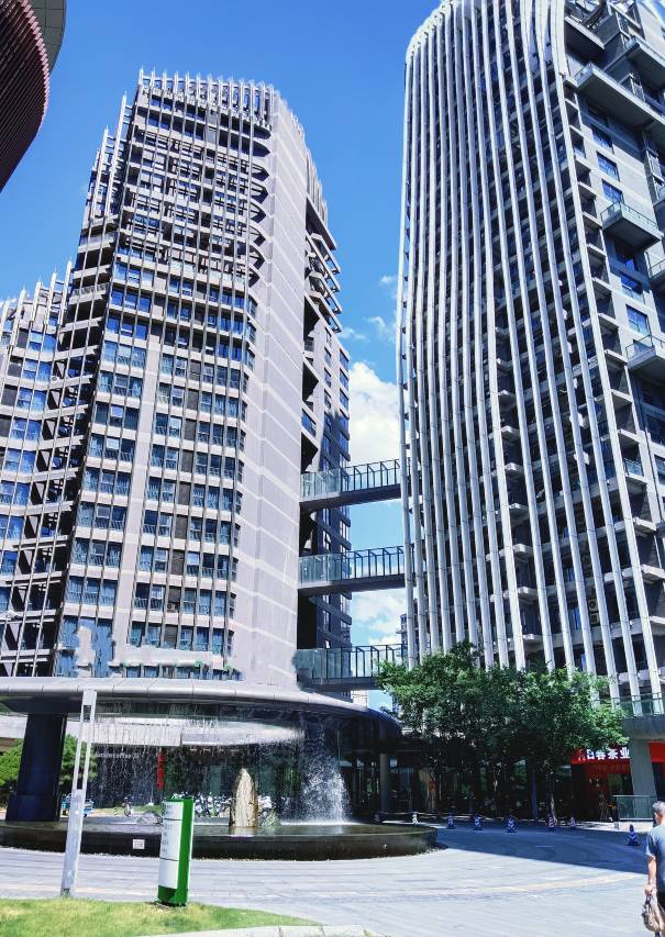 友栖美庭公寓(南京南站南广场喜玛拉雅中心店)