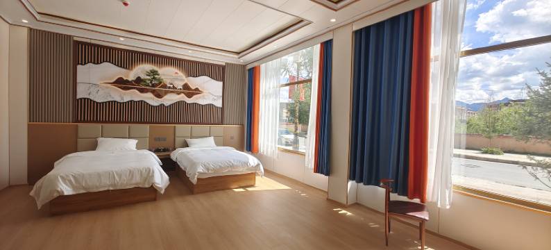 岗尖巴酒店图片