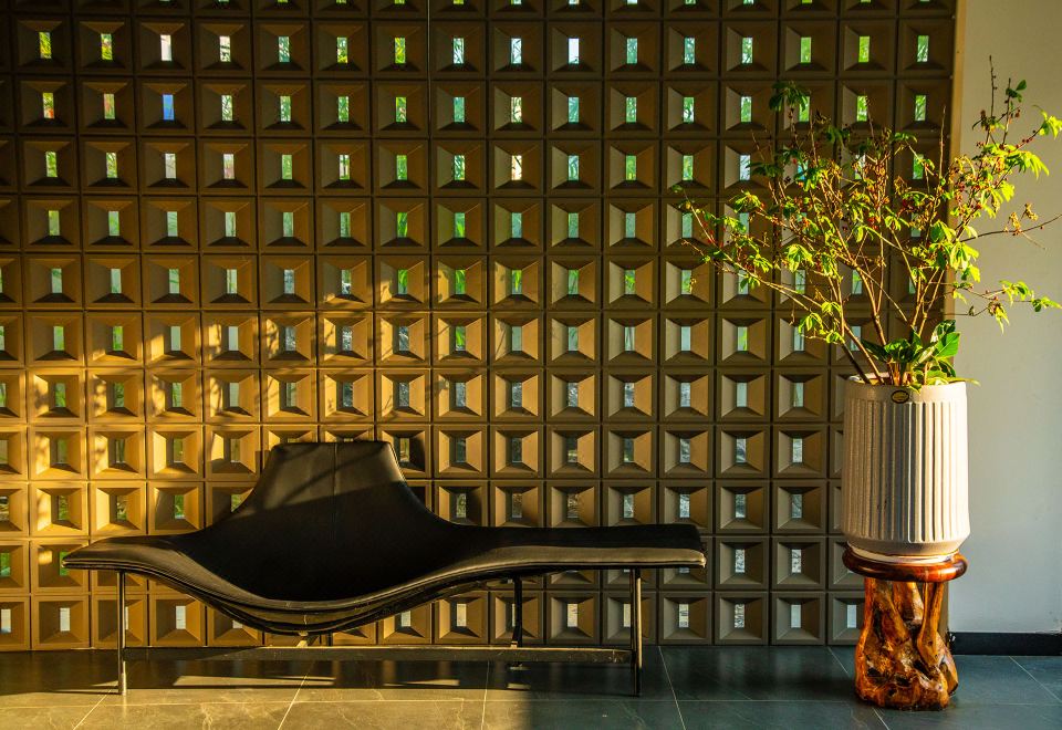 Jinglvlun International Hotel Hotel Overview