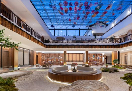 丽江古城花马君亭花园酒店外景图