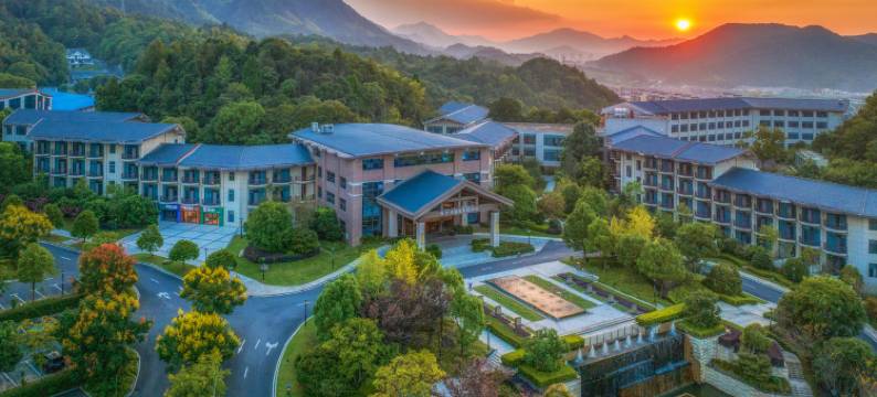 鹿鸣谷度假区修河温泉度假酒店图片