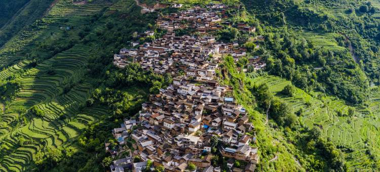 茶马道石头城丽世山居图片
