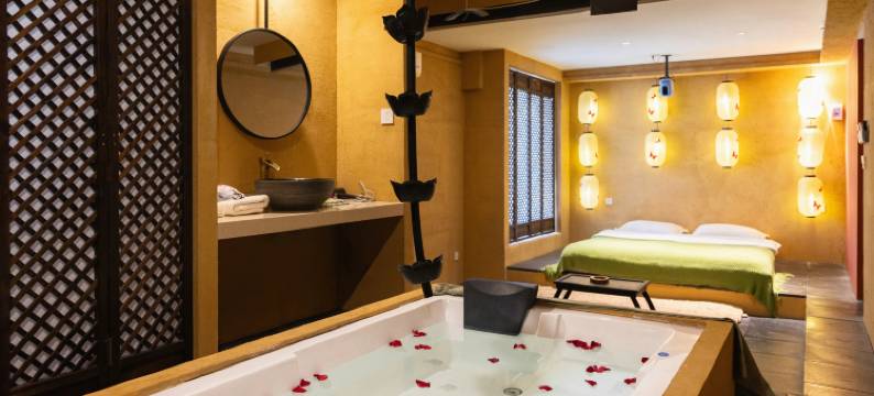 宫·文创私汤民宿(中街故宫店)图片