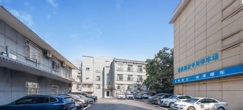 长沙迪曼酒店(湘雅二医院地铁站店)图片