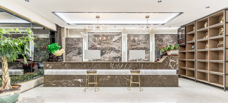 文溪大酒店(文山学院西华公园店)图片
