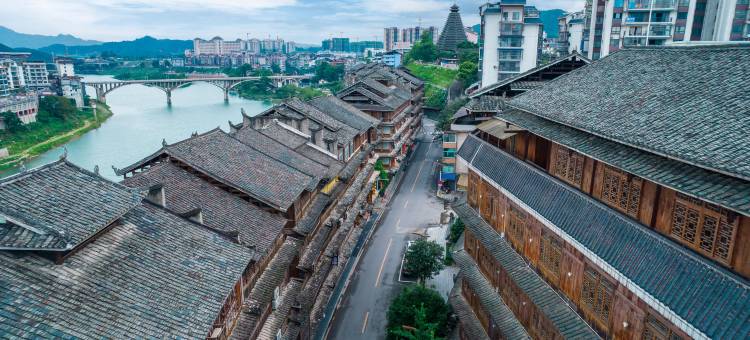 三江侗都臻品酒店(鼓楼侗乡鸟巢店)图片