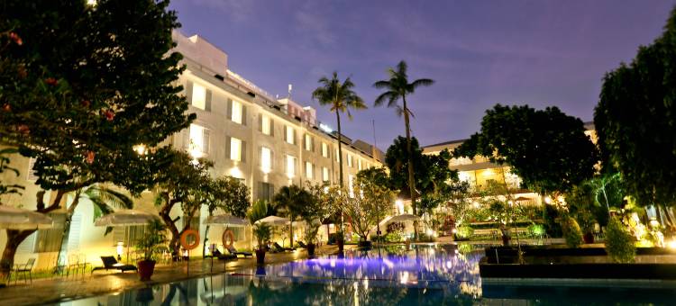 萨菲尔于格亚卡塔酒店(Hotel New Saphir Yogyakarta)图片