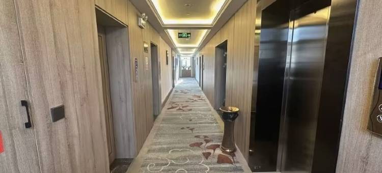 化隆群邸商务宾馆图片