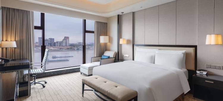 广州增城保利郡雅酒店(新塘高铁站店)图片