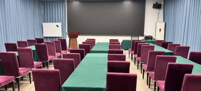 郑州如轩酒店(高铁东站会展中心店)图片