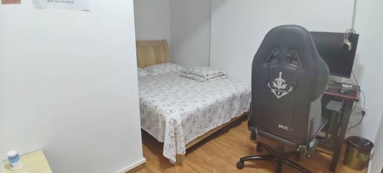 小鹿电竞酒店(湖北工业大学店)图片