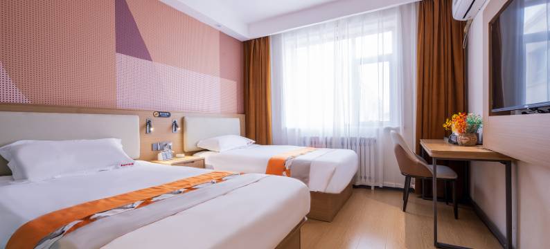 亚悦酒店(石河子幸福路步行街店)图片