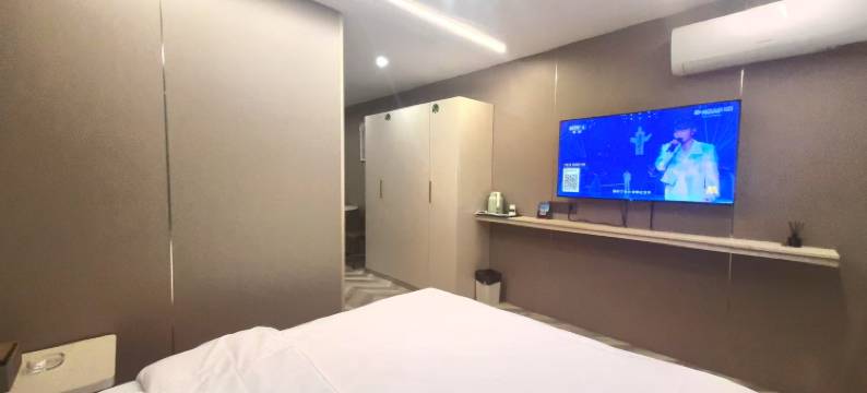 禾悦小住轻奢公寓(万达广场店)图片