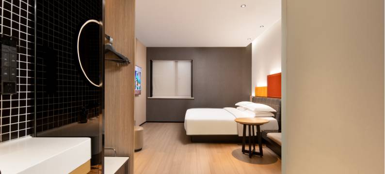 柏曼酒店(王家墩东地铁站店)图片