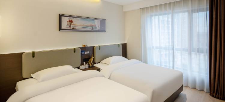 金街民宿(赤峰红山万达广场店)图片