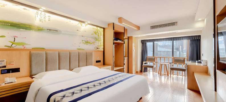 成都瑞儀特假日酒店(东郊记忆成都理工大学店)图片