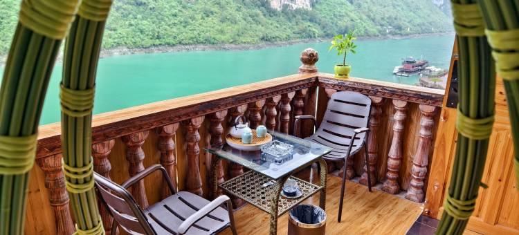 龚滩古镇水泊人家客栈图片