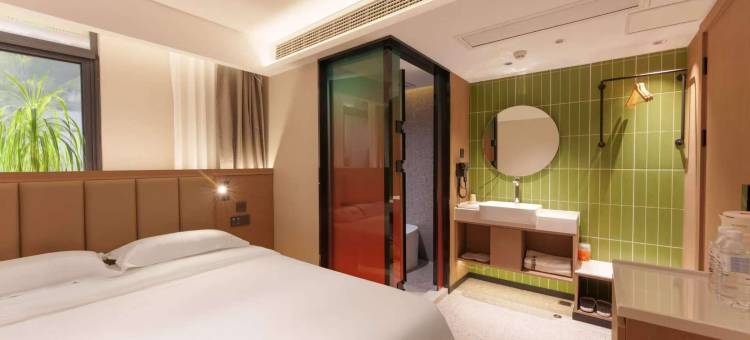 银梦酒店(武昌火车站佰港城店)图片