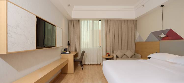 柏曼酒店(广州中大地铁站店)图片