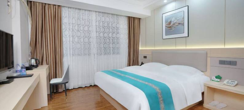 钰龙智选酒店(贺州缤纷环球城店)图片