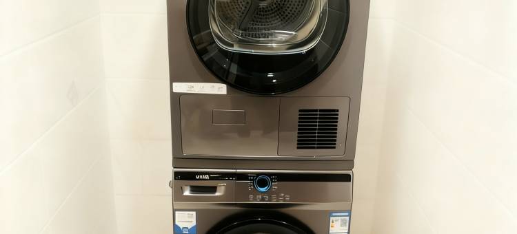 网鱼电竞酒店(青岛五四广场奥帆中心店)图片