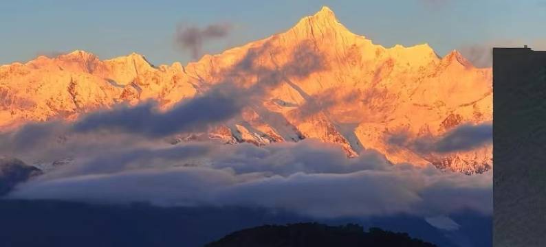 慕雪·Moonlight丨云间月·设计师智能供氧美宿(独克宗古城店)图片