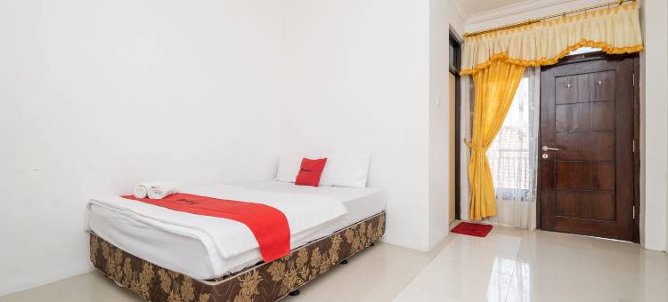 红色伙伴格哈拉哈迪维永2号酒店(RedDoorz @ Gunungsari Surabaya 2)图片