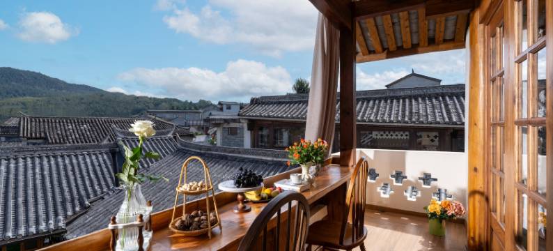 巷头记忆•民国风|酒咖360°火山花园法式温泉美宿(和顺古镇店)图片