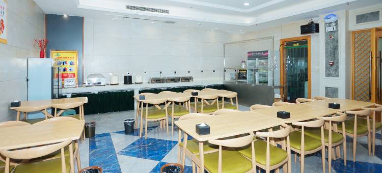 艺选酒店(新乡辉县家华店)图片