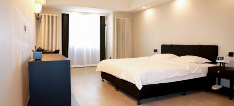 如家UP华驿智旅酒店(长春火车站万达广场店)图片