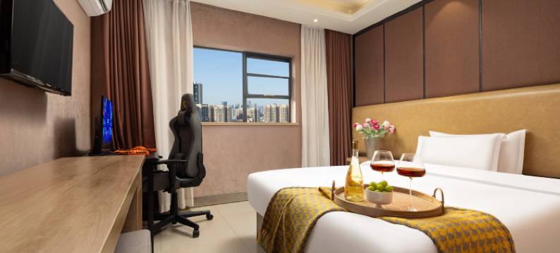 尖峰·柚电竞酒店(抚州贸易广场店)图片