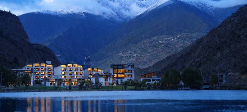 嘎尔庄园(四姑娘山镇·夹金海子店)图片