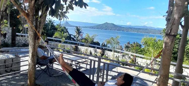 Private Pool overlooking Taal lake & mountain图片