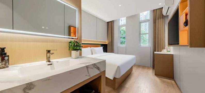 铭洋酒店(广元万达广场店)图片