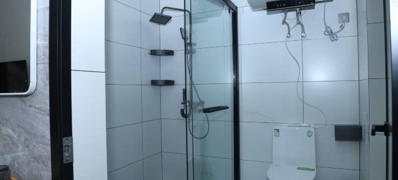 翁丁半山酒店图片