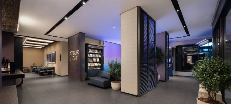 洛阳涧西万达九都西路轻居酒店图片