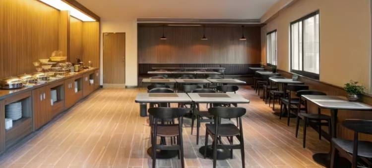 如家酒店·neo(宁波外滩大桥地铁站来福士广场店)图片