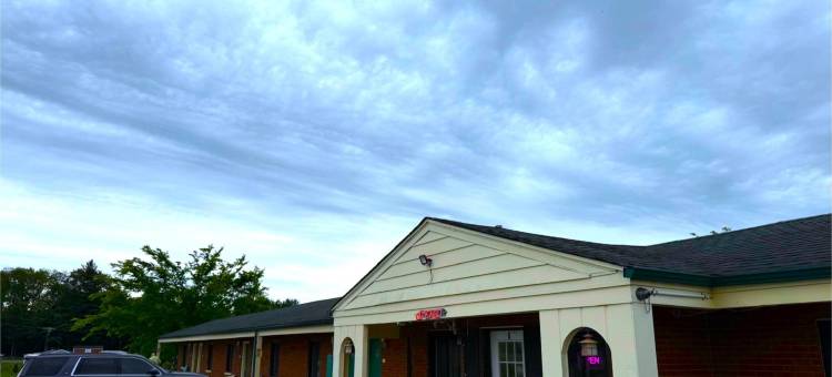 OYO希尔克雷斯特奥罗拉和劳伦斯堡汽车旅馆(Hillcrest Motel by OYO Aurora Near Lawrenceburg)图片