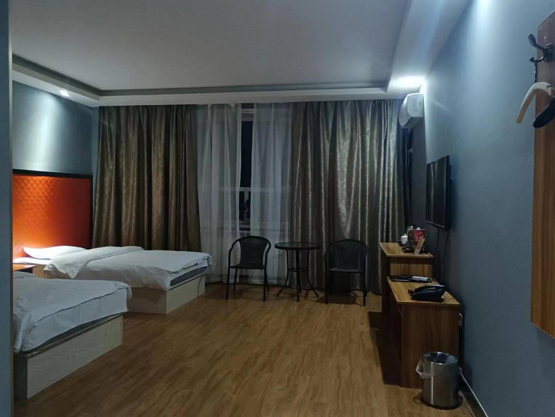 塔城华都商务宾馆