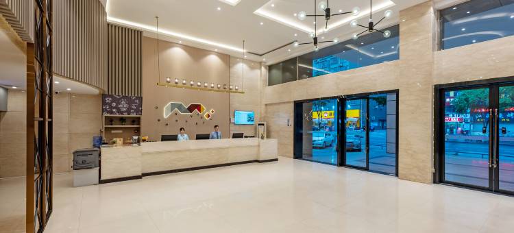 柏曼酒店(龙岩动车站中山路店)图片