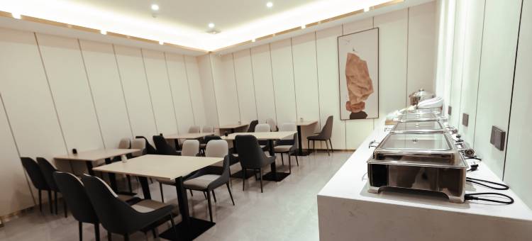 如家UP华驿精选酒店(济南孙村将山华府店)图片