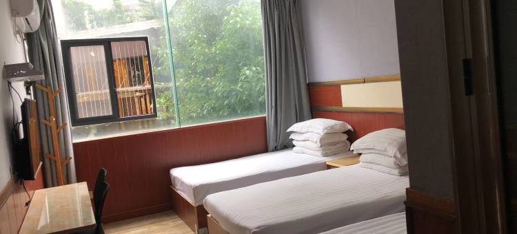 聚鑫旅馆(贵阳白云公园店)图片