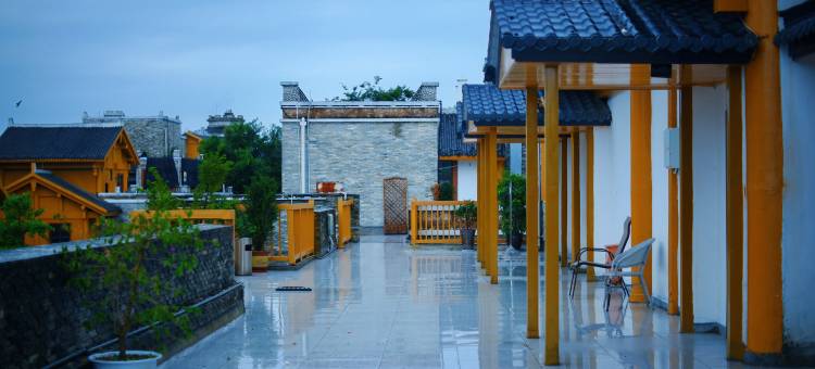 北川牧羊人·民俗酒店(巴拿恰店)图片